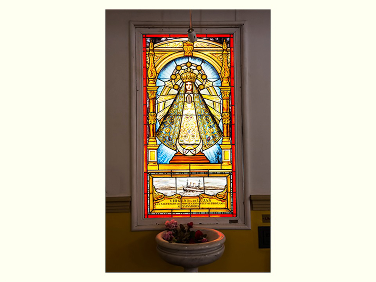 All Images By Ron MacDonnell Roberts.  © 2023.  All Rights Reserved.