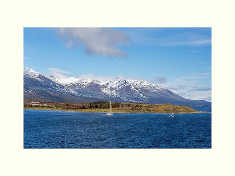 All Images By Ron MacDonnell Roberts.  © 2023.  All Rights Reserved.