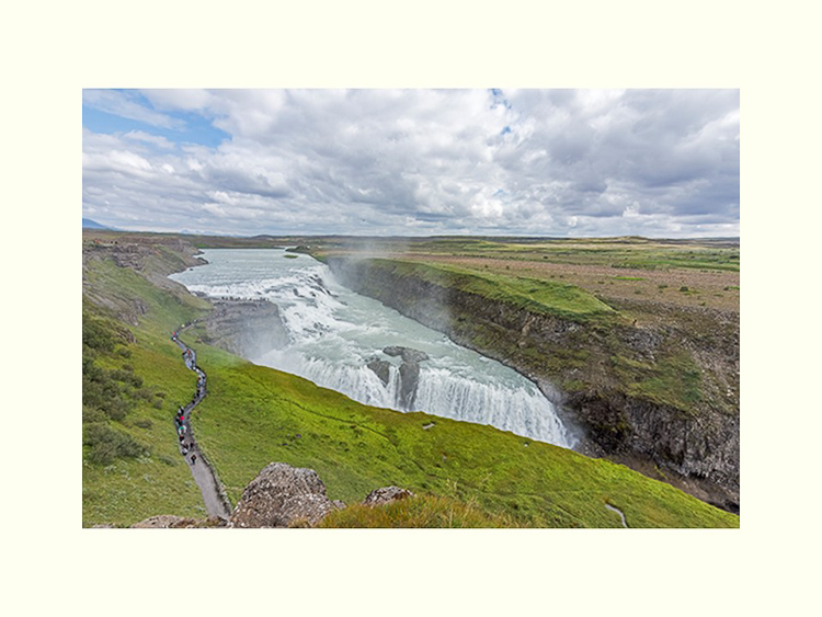 All Images By Ron MacDonnell Roberts.  © 2023.  All Rights Reserved.