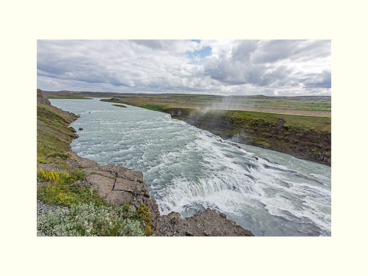 All Images By Ron MacDonnell Roberts.  © 2023.  All Rights Reserved.