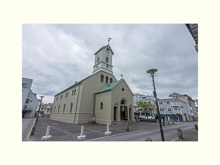 All Images By Ron MacDonnell Roberts.  © 2023.  All Rights Reserved.